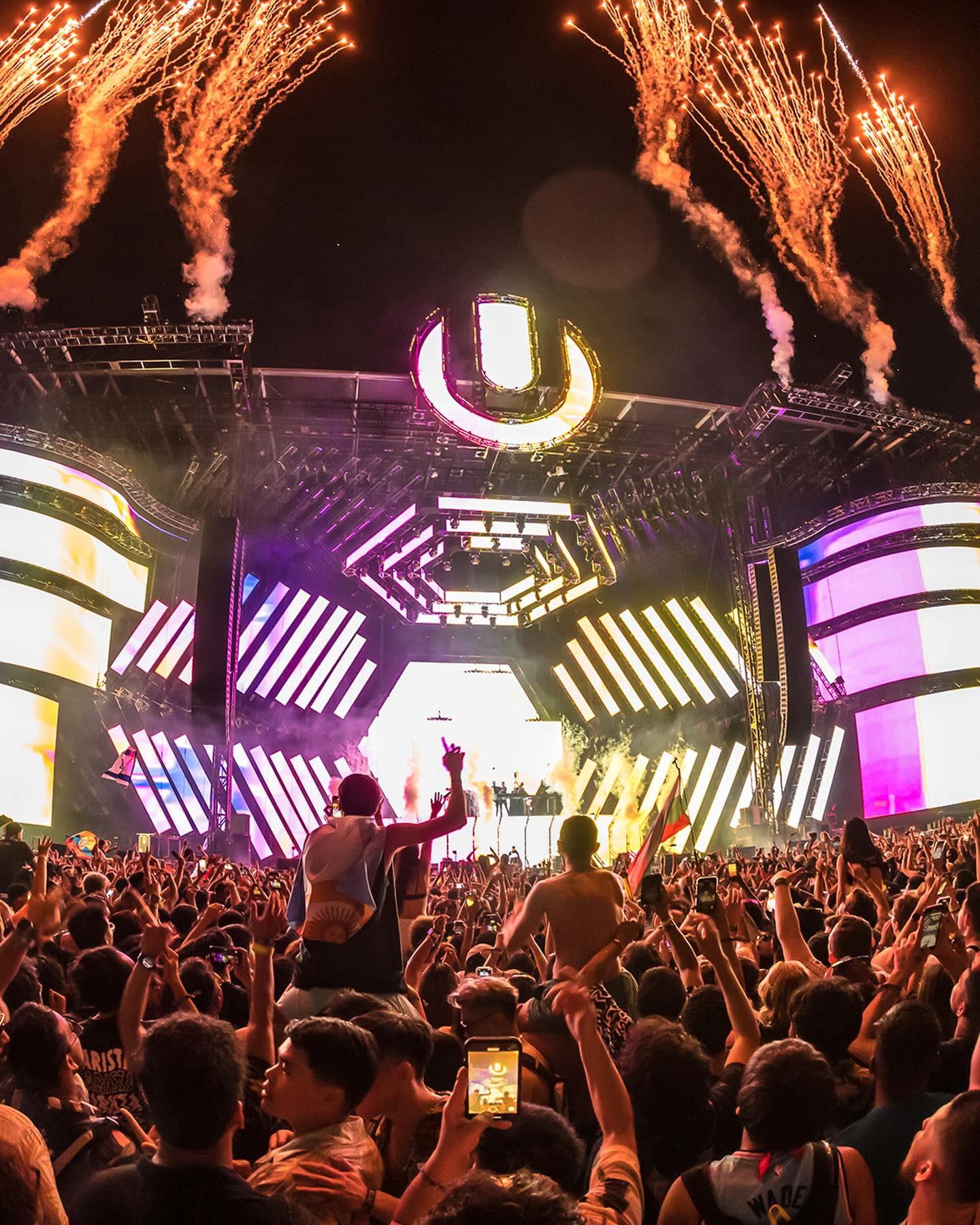 picture of Ultra Music Festival mainstage