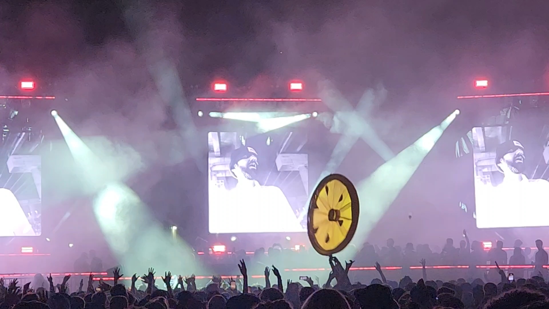 Madeon on stage at Brownies & Lemonade Under the K Bridge Event