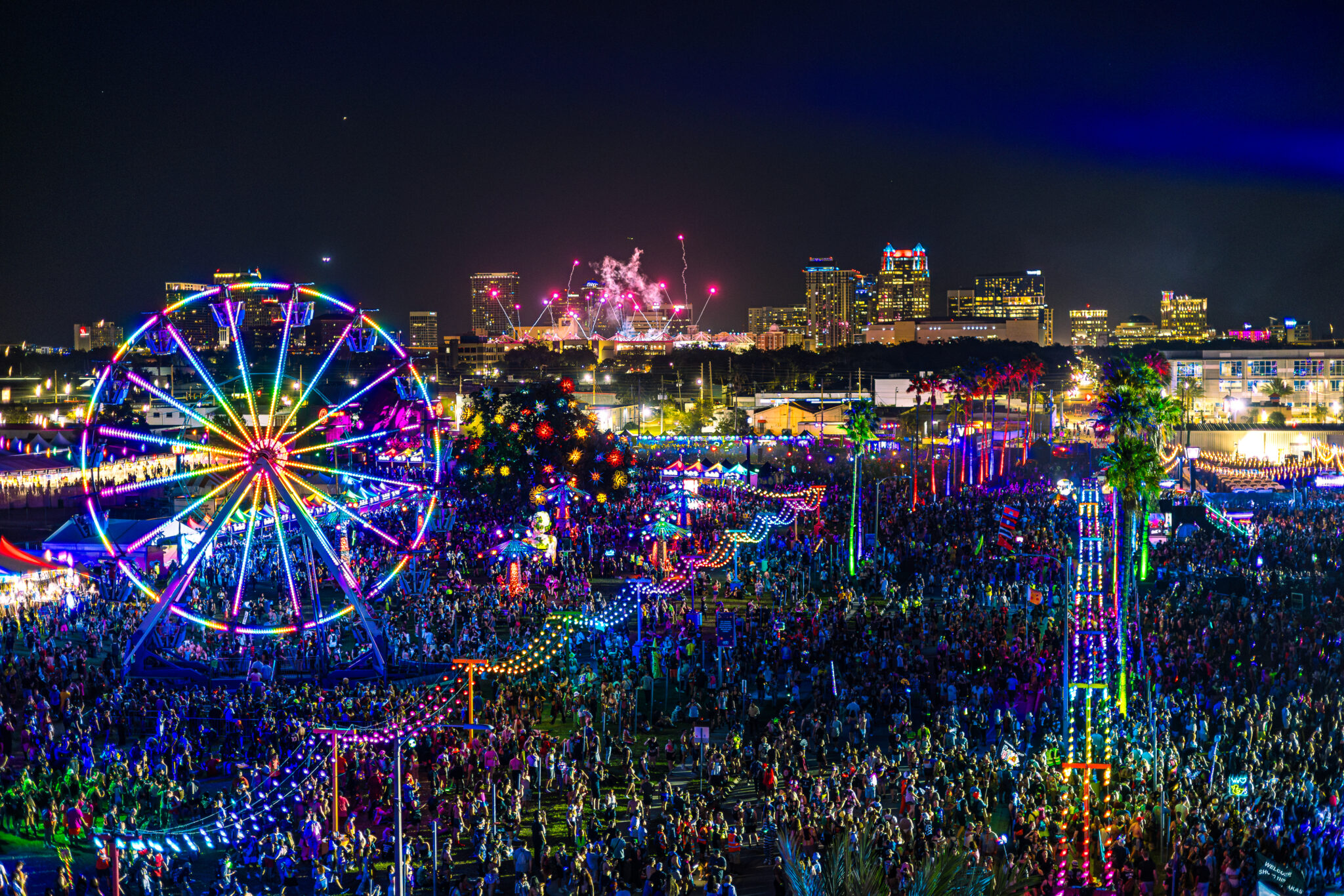 Edc Orlando 2024: The Summit Of Electronic Music - Moon Lvnding