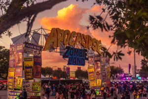 sunset pictures of Apocalypse Zombieland entrance